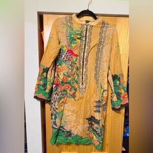 Floral Patterned Long Sleeve pakistani Dress(kurta) from sapphire brand.